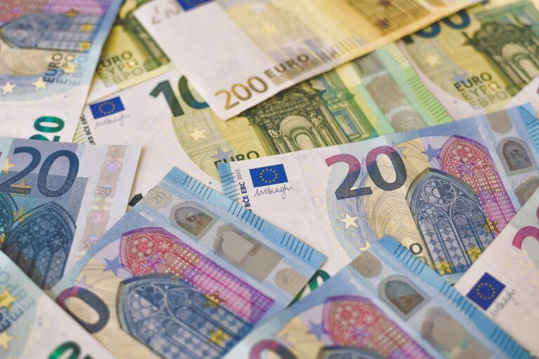 L’Europa si sta uccidendo finanziariamente con l’AI Act?

 | Intelligenza-Artificiale