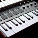 Quanti tasti sono sufficienti per suonare il pianoforte?  |  di Dmitrii Eliuseev |  Dicembre 2023

 | Intelligenza-Artificiale