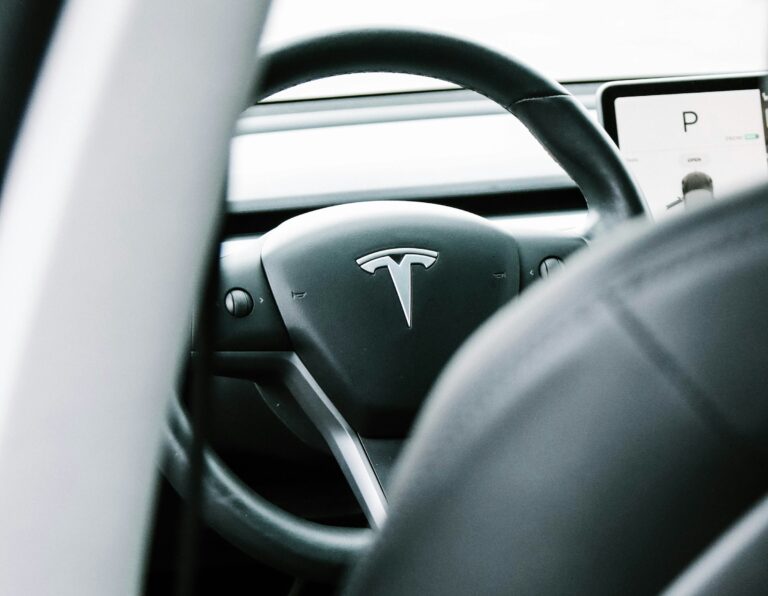 Musk voleva che ci fondessimo con Tesla o prendessimo il “pieno controllo”

 | Intelligenza-Artificiale