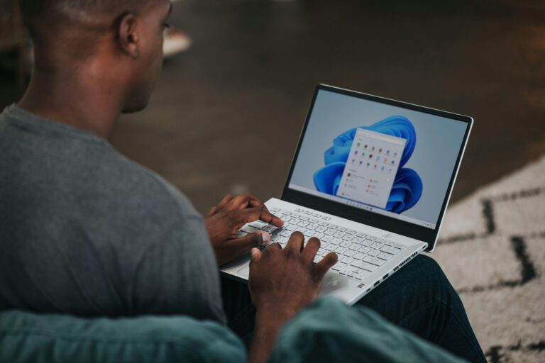 Microsoft presenta i nuovi PC Copilot+ dotati di funzionalità AI

 | Intelligenza-Artificiale