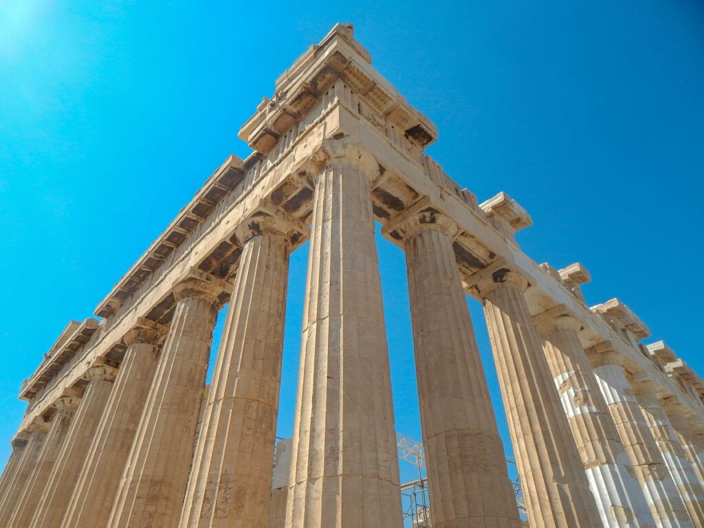 Navigare nel labirinto: una guida alle architetture dei dati |  di Antonio Grandinetti |  Maggio 2024
 | Intelligenza-Artificiale Navigare nel labirinto: una guida alle architetture dei dati |  di Antonio Grandinetti |  Maggio 2024
 | Intelligenza-Artificiale