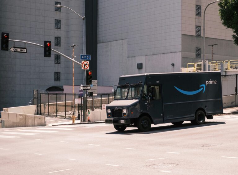 Amazon utilizzerà la visione artificiale per individuare i difetti prima della spedizione

 | Intelligenza-Artificiale