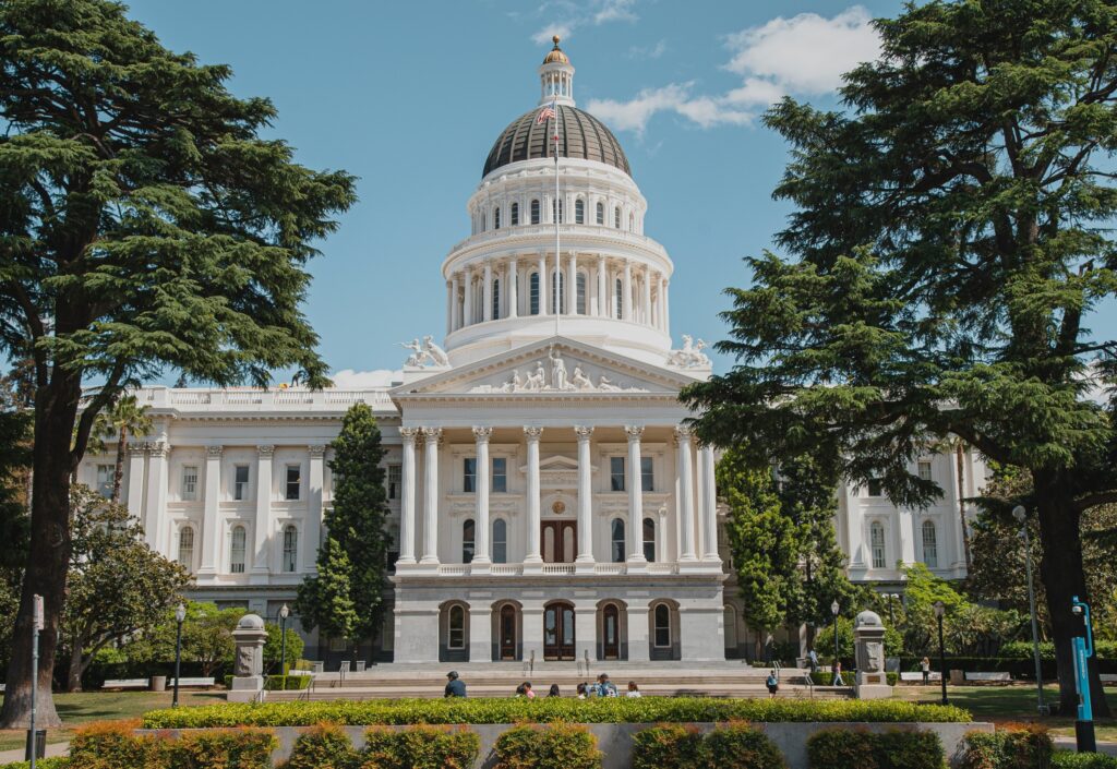 L'Assemblea della California approva la controversa legge sulla sicurezza dell'intelligenza artificiale

 | Intelligenza-Artificiale