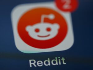 Reddit fa causa antropico rispetto ai dati di AI raschiatura

 | Intelligenza-Artificiale