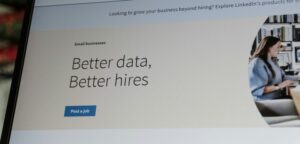 Come e& utilizza le risorse umane per introdurre l’intelligenza artificiale nelle operazioni aziendali

 | Intelligenza-Artificiale