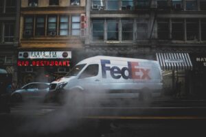 FedEx verifica fino a che punto può spingersi l’intelligenza artificiale nel monitoraggio e nella gestione dei resi

 | Intelligenza-Artificiale