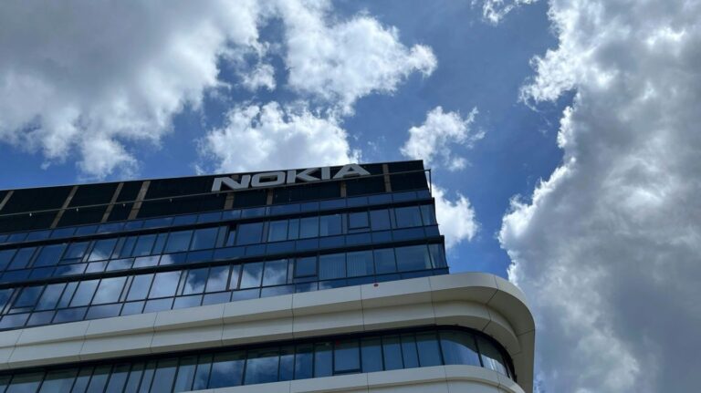 Nokia e AWS sperimentano l’automazione dell’intelligenza artificiale per lo slicing della rete 5G in tempo reale

 | Intelligenza-Artificiale