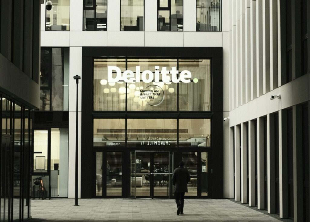 Man mano che gli agenti dell’intelligenza artificiale assumono sempre più compiti, la governance diventa una priorità

 | Intelligenza-Artificiale