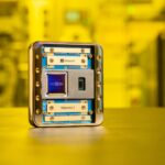 In che modo l’intelligenza artificiale agente di Microsoft Discovery ha riscritto il manuale di ricerca e sviluppo del calcolo quantistico

 | Intelligenza-Artificiale
